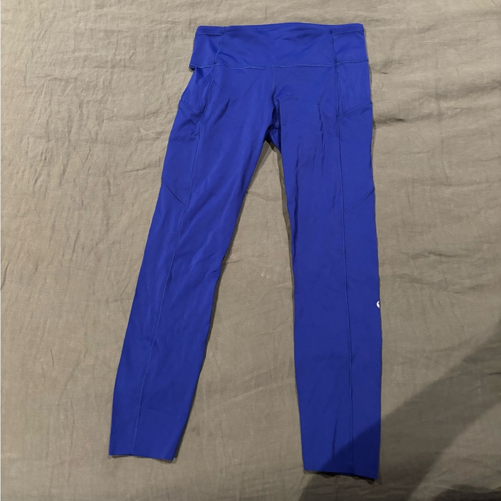 Blue lululemon cropped legging